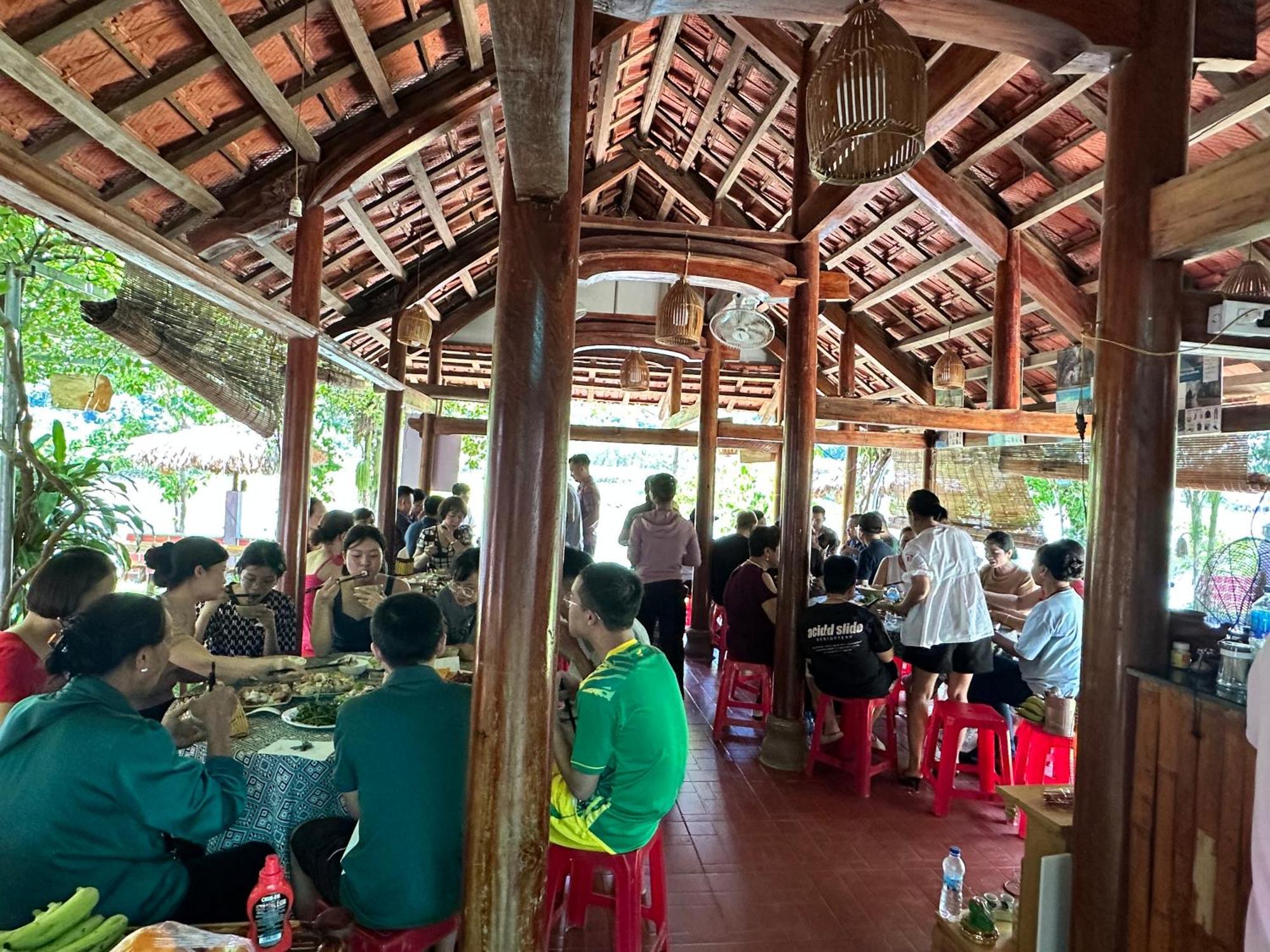 Son River House Phong Nha Exterior photo