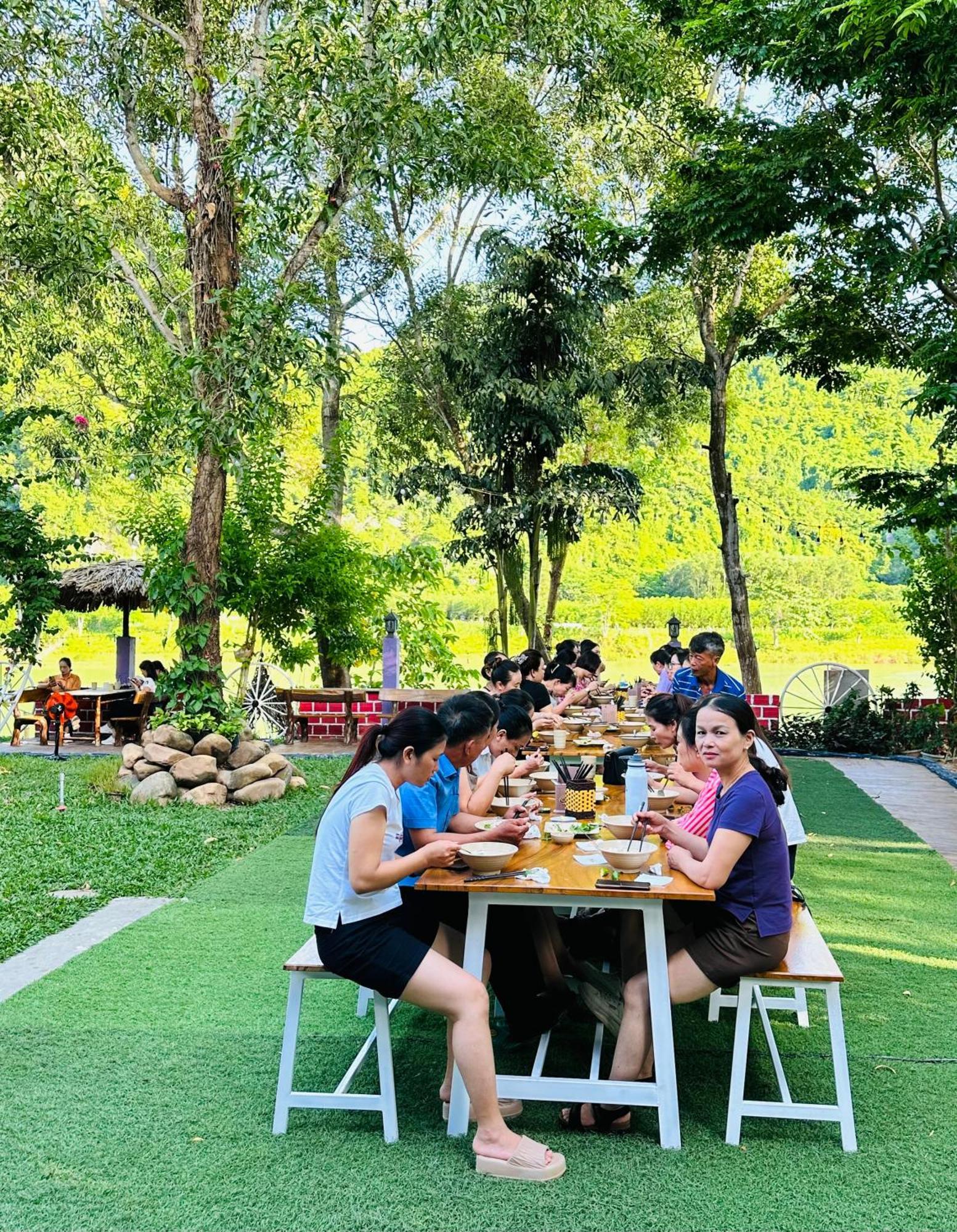 Son River House Phong Nha Exterior photo