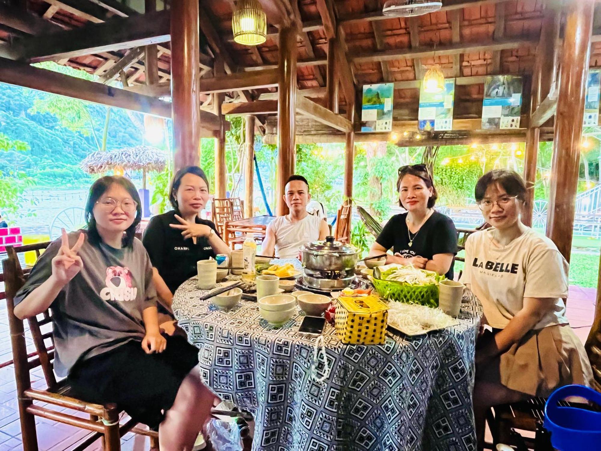 Son River House Phong Nha Exterior photo